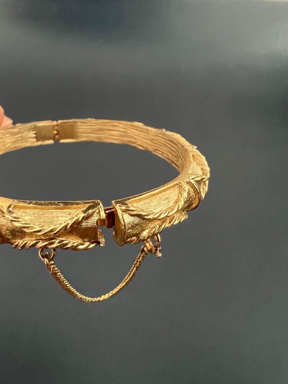 VINTAGE CROWN TRIFARI BRUSHED GOLD BANGLE BRACELET WITH SAFETY CHAIN